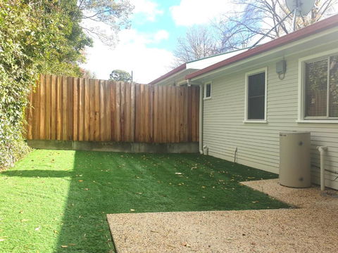 Armidale Cottage - All You Need On Taylor - Accommodation Main Beach 1