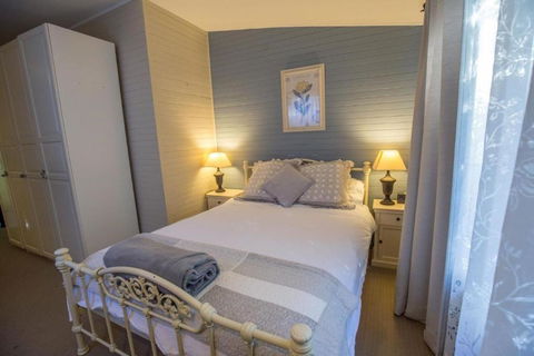 Arohanui - Accommodation Main Beach 4