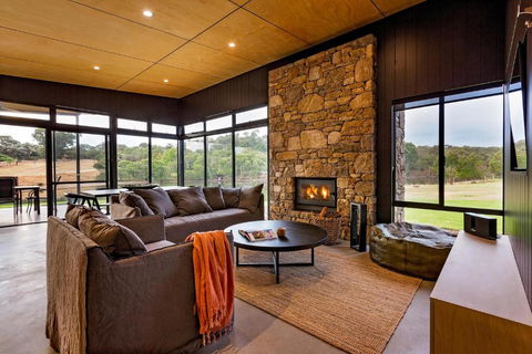 Artisan Gunyulgup - Accommodation Main Beach 2