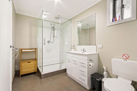 Aruma - Accommodation Main Beach 4