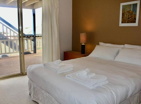 Ashani - My House Is Your House. - Accommodation Main Beach 1