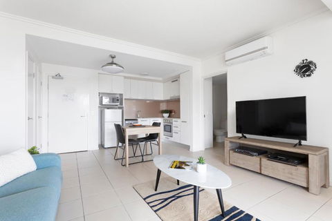 Aspect Caloundra - Accommodation Main Beach 2
