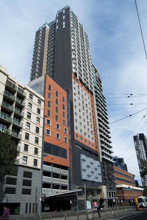 Atlantis Hotel Melbourne - Accommodation Main Beach 0