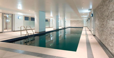 Atlantis Hotel Melbourne - Accommodation Main Beach 2
