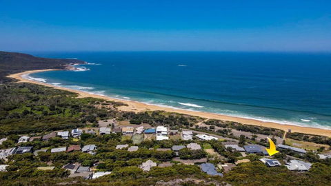 Atlas Beach House - Accommodation Main Beach 2