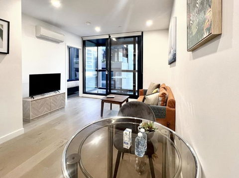 Aura On Lonsdale - Accommodation Main Beach 4