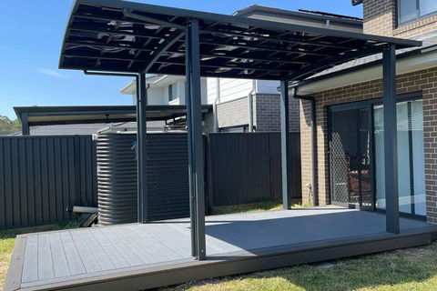 Austral Spacious Large 5 Br Home With Central AC - Accommodation Main Beach 2