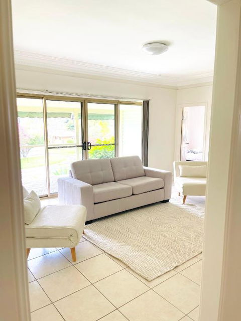 Azalea Grove - Family Or Friends Getaway - Accommodation Main Beach 2