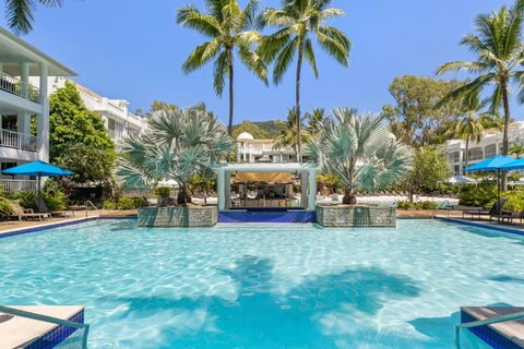 Azure Harmony - A Breezy Hideaway At The Beach Club - Accommodation Main Beach 0