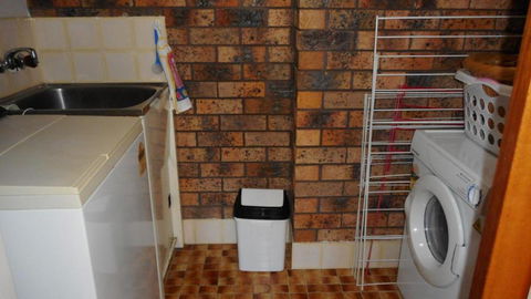 Azure Beach - Accommodation Main Beach 3