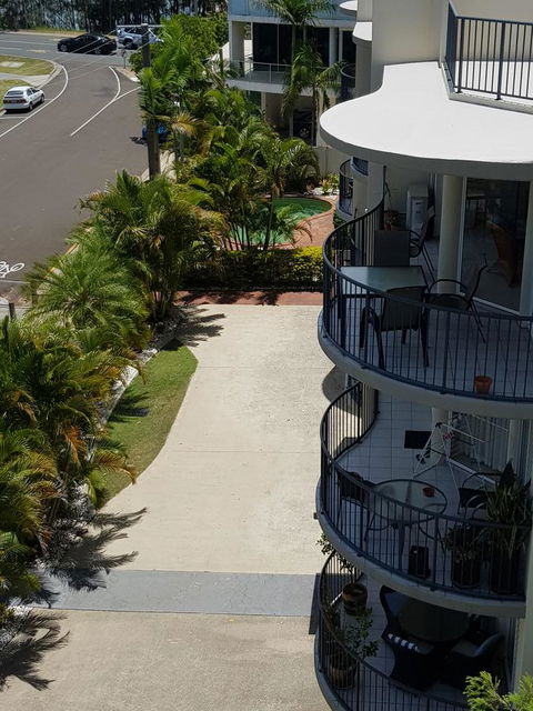 Excellsior Apartments - Accommodation Main Beach 33