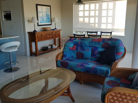 Excellsior Apartments - Accommodation Main Beach 20