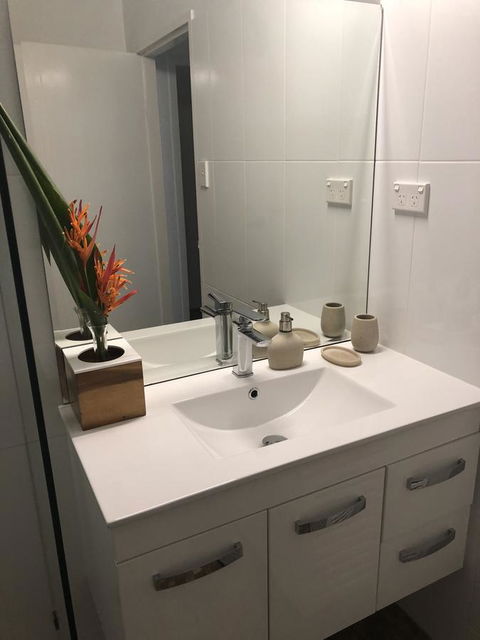 Cairns Beach House Our Oasis - Accommodation Main Beach 29