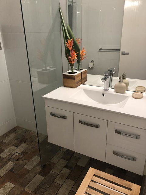 Cairns Beach House Our Oasis - Accommodation Main Beach 28