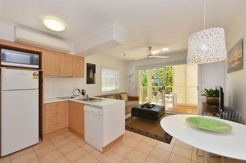 Port Douglas Apartments - Adults Only Oasis - Accommodation Main Beach 0