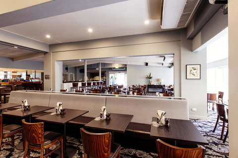 Shamrock Gardens Motel - Accommodation Main Beach 14