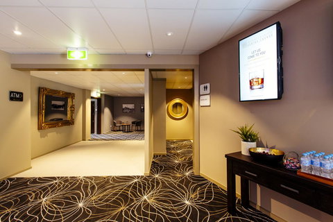 Shamrock Gardens Motel - Accommodation Main Beach 9