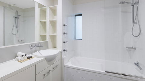 Apartments @ 212 Margaret - Accommodation Main Beach 6