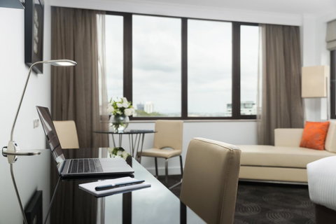 The Park Hotel Brisbane - Accommodation Main Beach 8