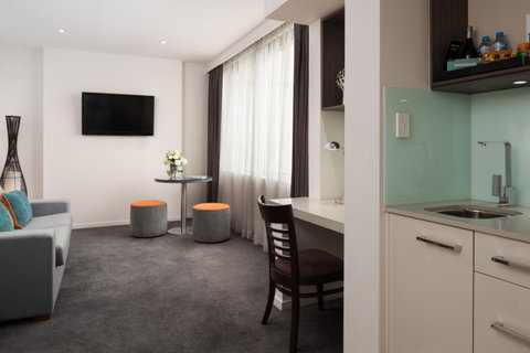 The Park Hotel Brisbane - Accommodation Main Beach 11