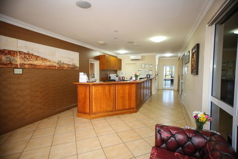 Roma Explorers Inn - Accommodation Main Beach 5