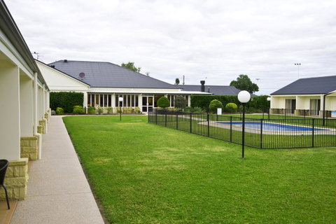 Roma Explorers Inn - Accommodation Main Beach 7