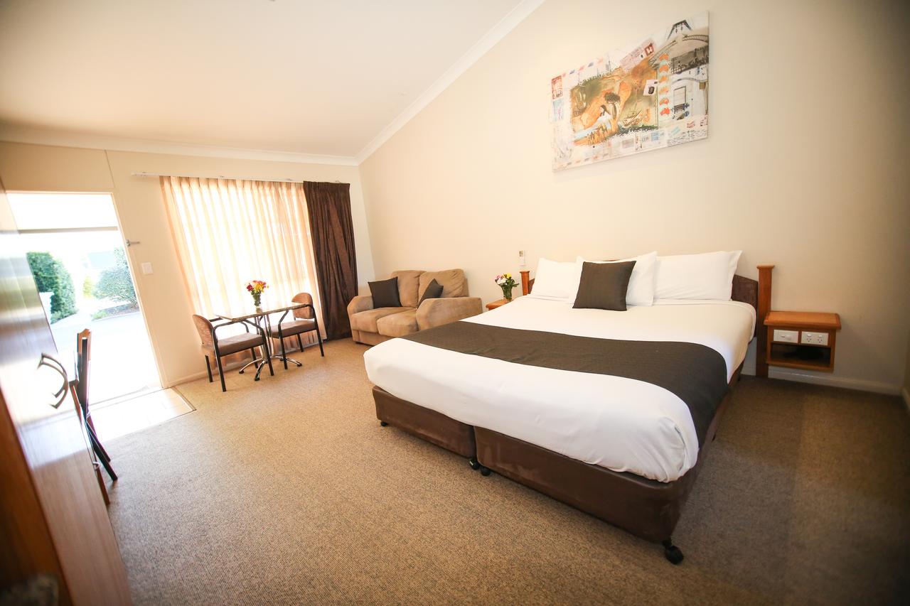 Roma QLD Accommodation Main Beach