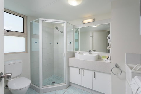 Maldives Resort Main Beach, Gold Coast - Accommodation Main Beach 22
