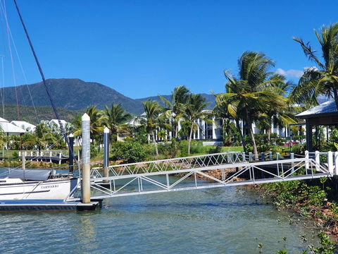 Hinchinbrook Holiday Apartments - Accommodation Main Beach 32