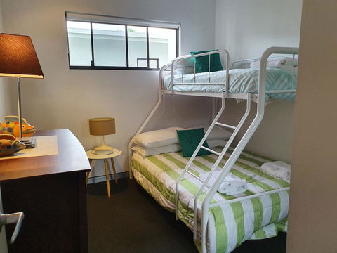 Hinchinbrook Holiday Apartments - Accommodation Main Beach 20