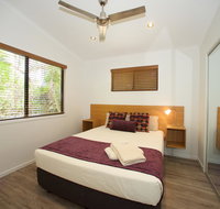 Colonial Village - Accommodation Main Beach