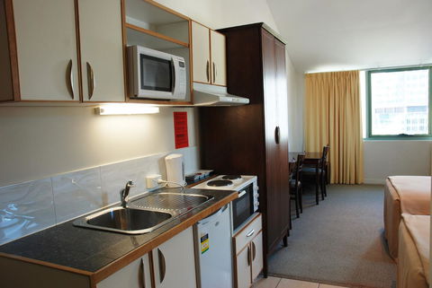 Astor Metropole Hotel - Accommodation Main Beach 10