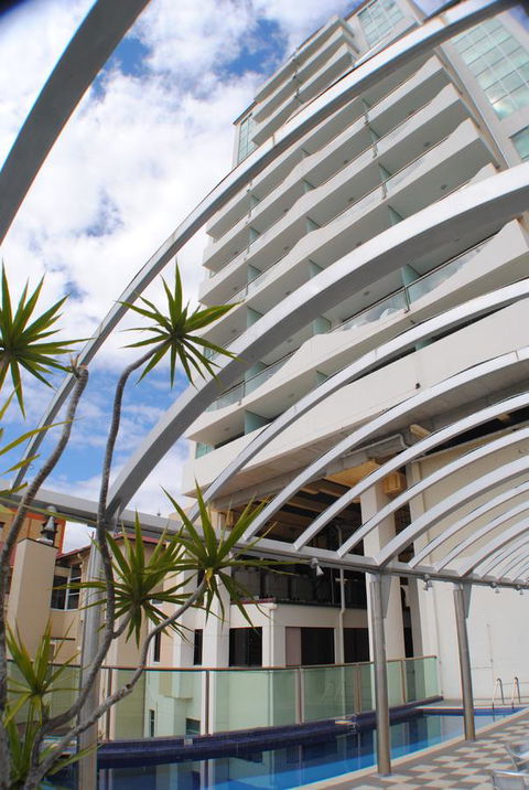 Astor Metropole Hotel - Accommodation Main Beach 3