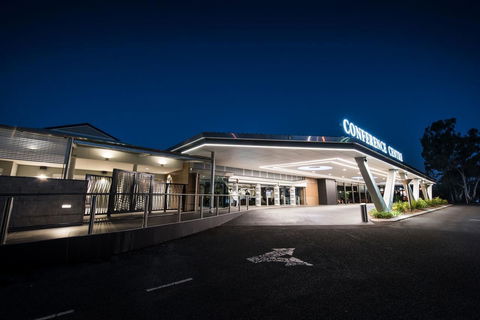 Alexandra Hills Hotel - Accommodation Main Beach 0
