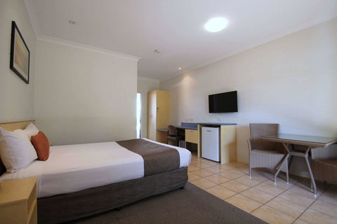 Midlander Motor Inn - Accommodation Main Beach 21