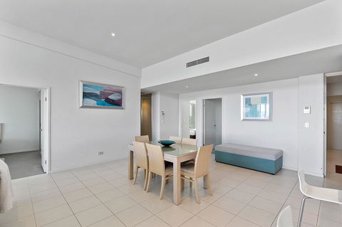 Akama Resort - Accommodation Main Beach 29