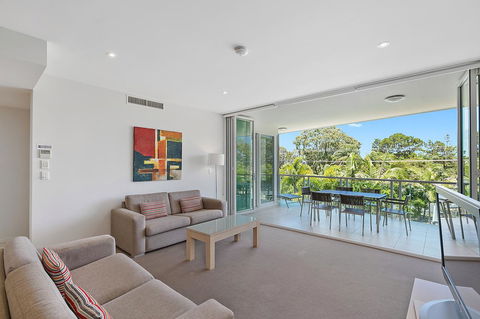 Akama Resort - Accommodation Main Beach 2