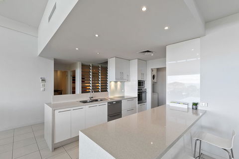 Akama Resort - Accommodation Main Beach 22