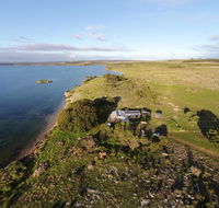 Ratcliff Cottage - Accommodation Main Beach