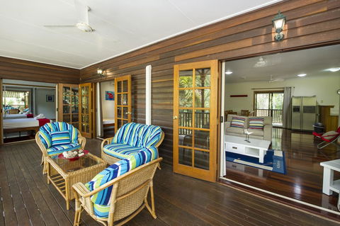 Marramaninjie - Accommodation Main Beach 2