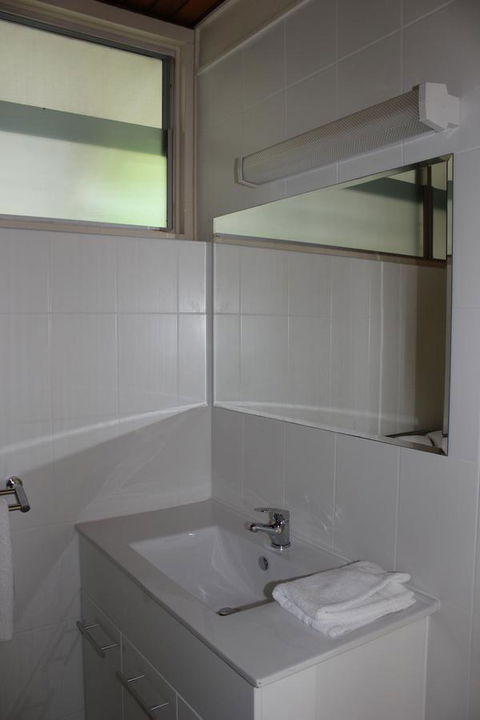 Arcadia Village Motel - Accommodation Main Beach 6