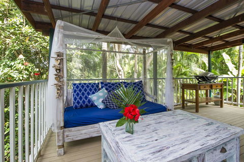 Koorakai - Accommodation Main Beach 9