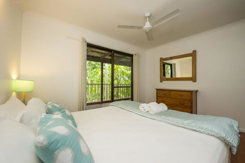 Koorakai - Accommodation Main Beach 6