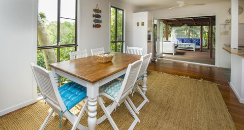 Koorakai - Accommodation Main Beach 7