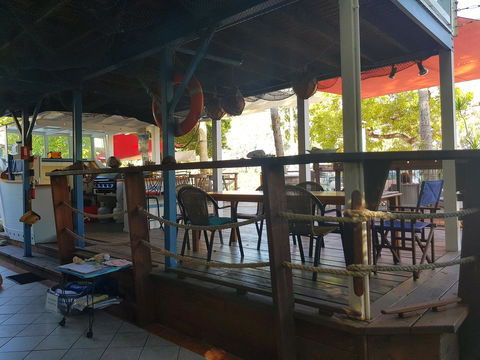 Arcadia Beach Guest House And Car Hire - Accommodation Main Beach 39