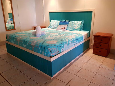 Arcadia Beach Guest House And Car Hire - Accommodation Main Beach 8