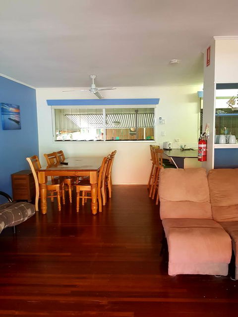 Arcadia Beach Guest House And Car Hire - Accommodation Main Beach 24