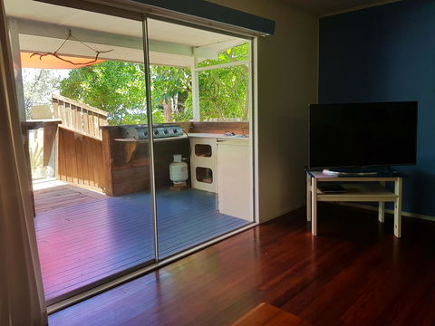 Arcadia Beach Guest House And Car Hire - Accommodation Main Beach 19