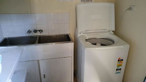 Arcadia Beach Guest House And Car Hire - Accommodation Main Beach 15