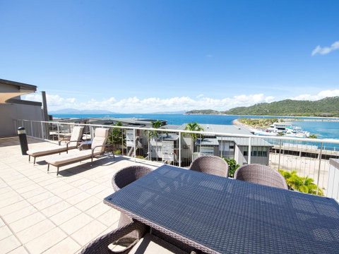 Grand Mercure Apartments Magnetic Island - Accommodation Main Beach 11